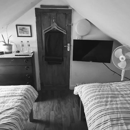 East Of Ipswich Bed & Breakfast Экстерьер фото