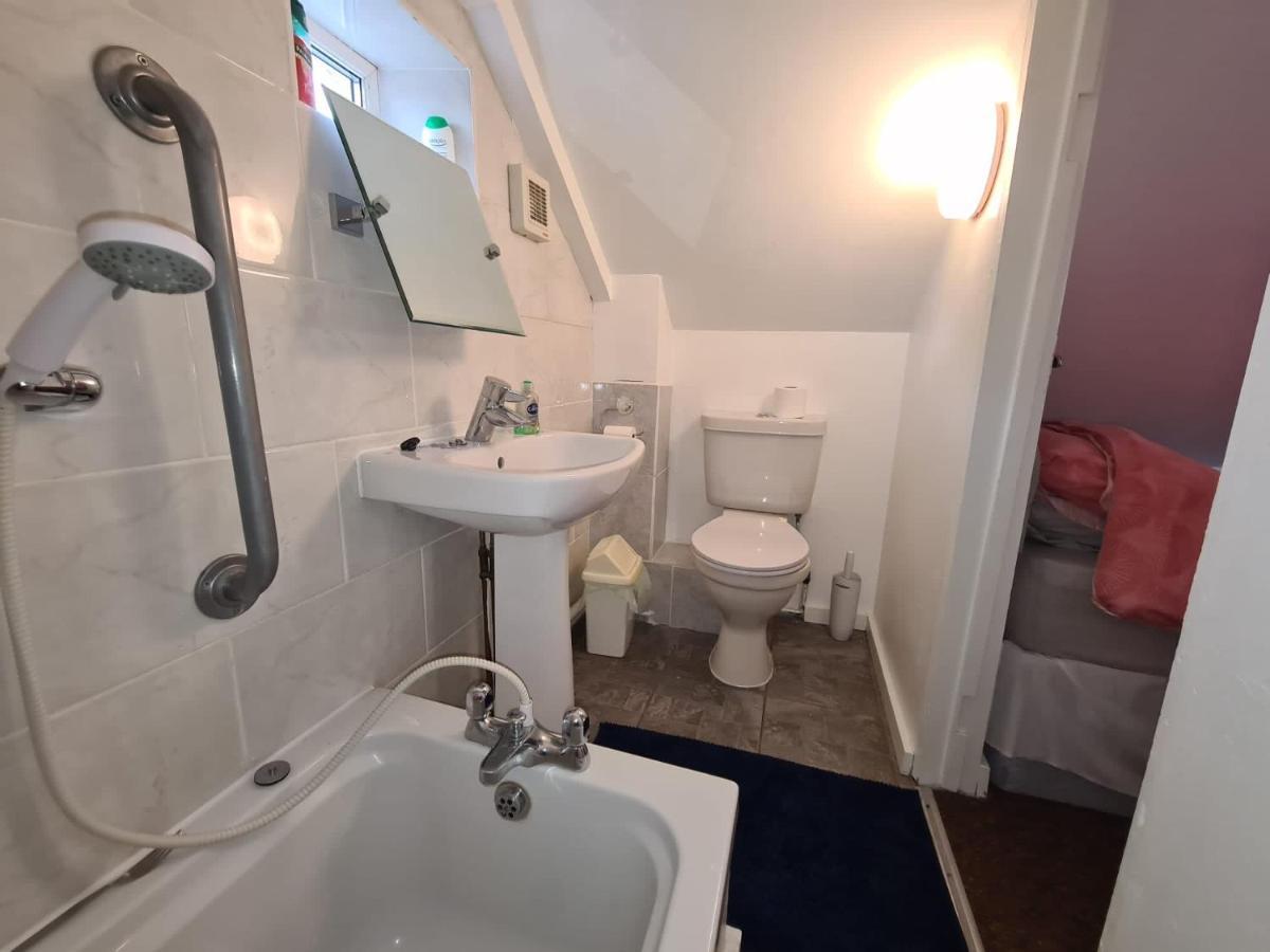 East Of Ipswich Bed & Breakfast Экстерьер фото