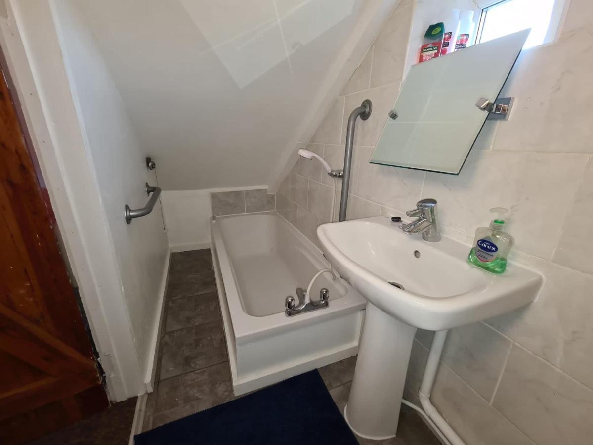 East Of Ipswich Bed & Breakfast Экстерьер фото